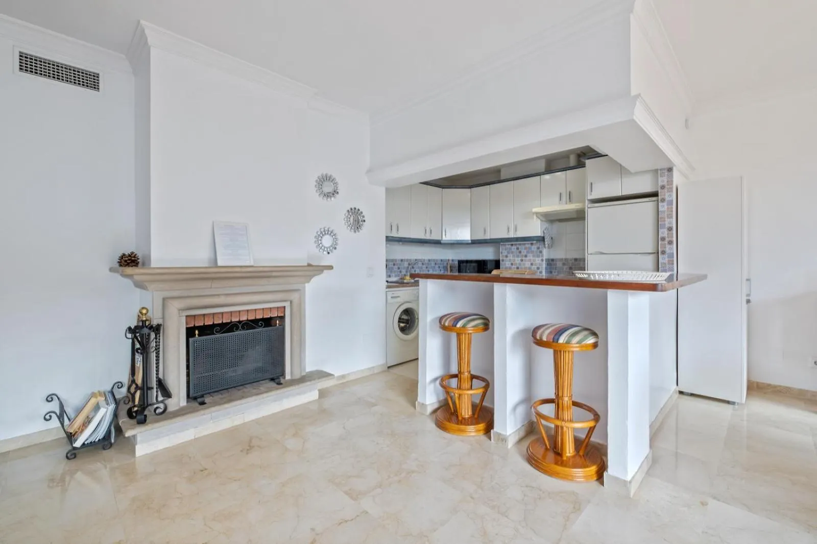 Spacieux Appartement A מארבלה דירה