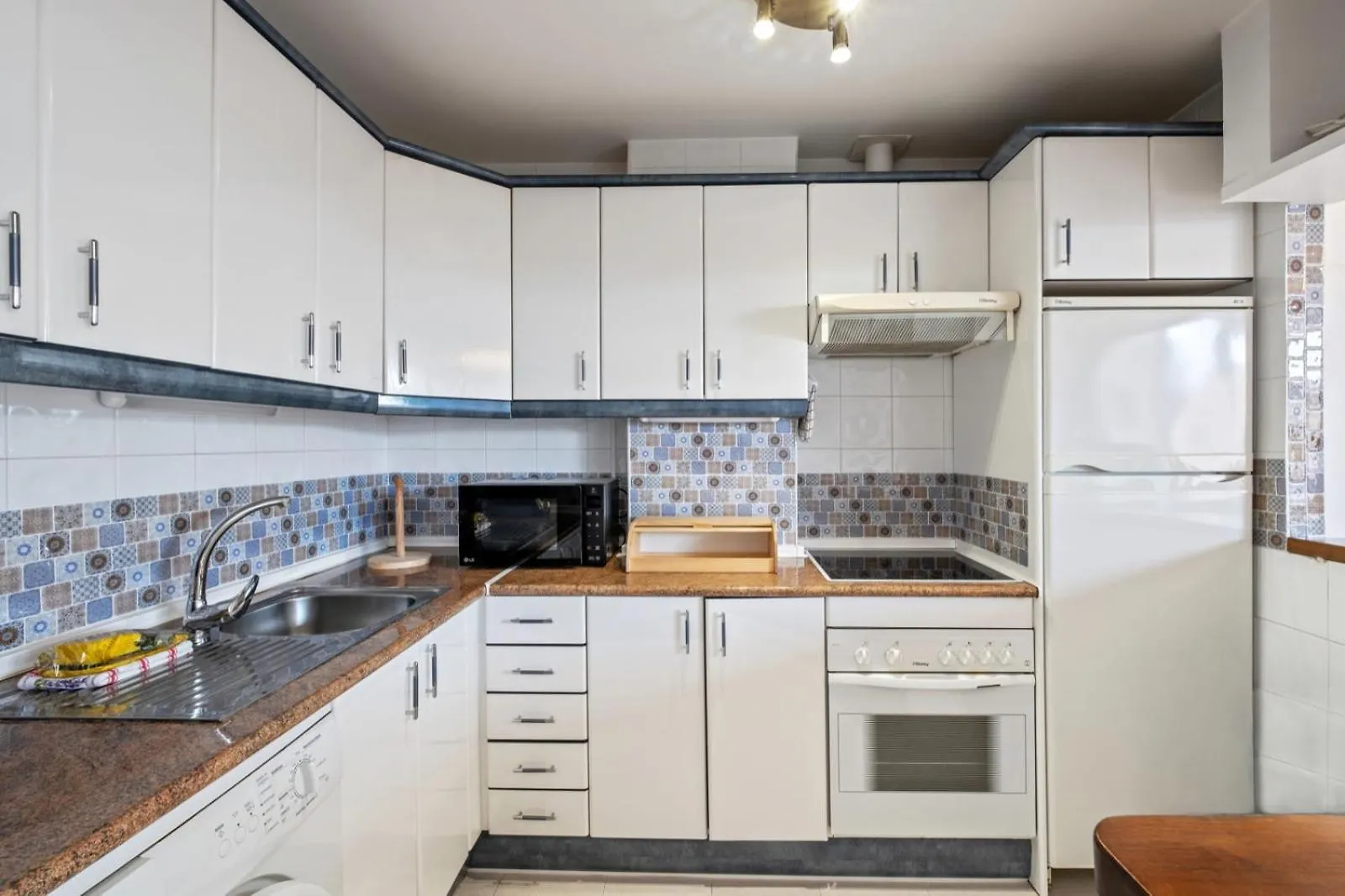 Spacieux Appartement A מארבלה דירה